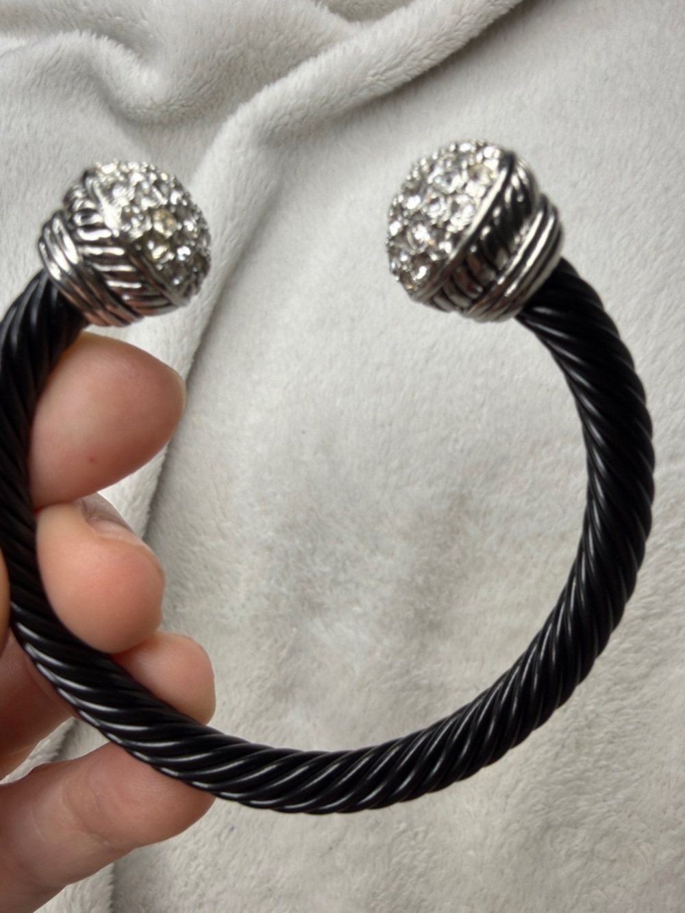 Neiman Marcus Black Cable Cuff with Pave Crystal End Caps - Picture 2 of 4